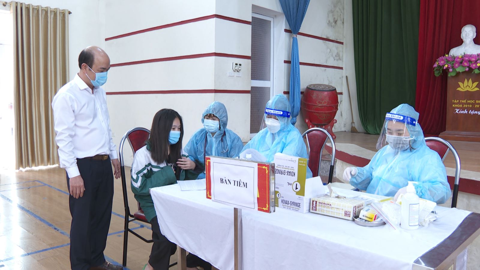 Việt Trì tiêm vaccine Covid-19 cho trẻ từ 5 đến dưới 12 tuổi