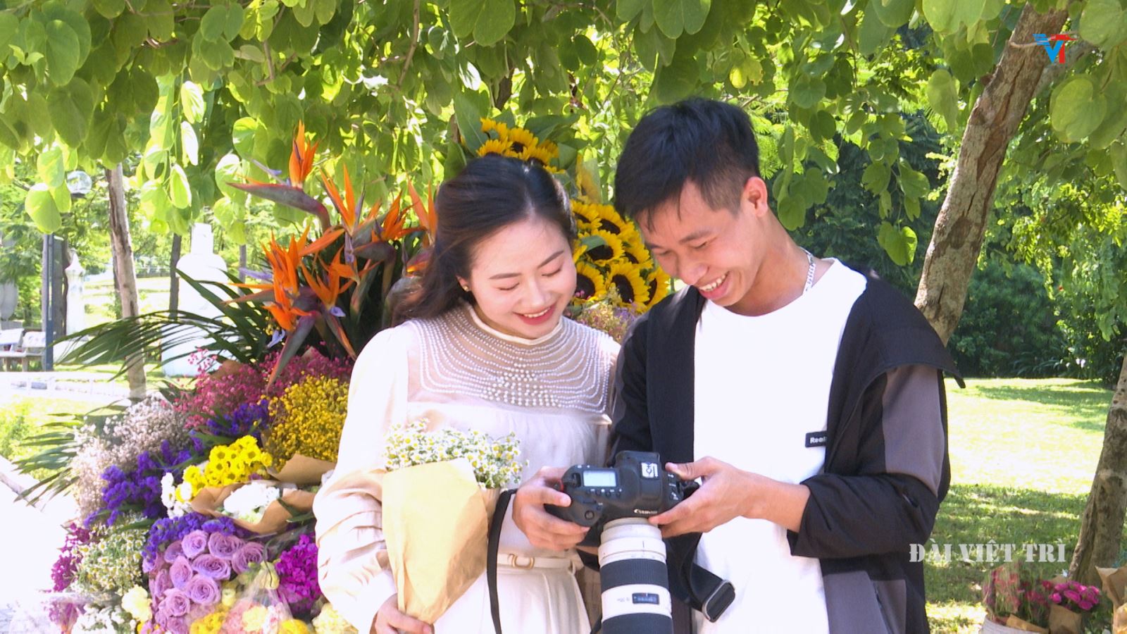 Gánh hoa thu tại Việt Trì 